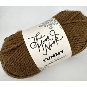 The Hook Nook Yummy Yarn Olive You Green Bulky 80 Acrylic / 20 Wool